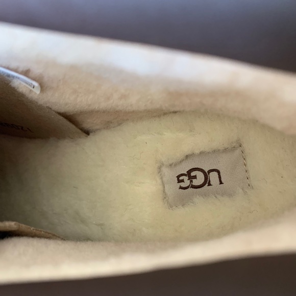 UGG STENTON COLD WEATHER WATERPROOF LEATHER/ SHEEPWOOL BOOTS, MEN US 13 … - Picture 9 of 9